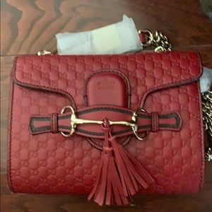 NWT GUCCI Emily GG Guccissima Red Crossbody Bag .